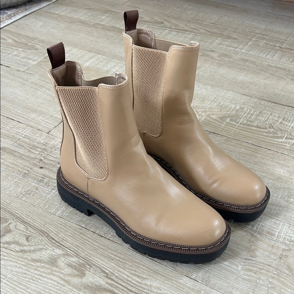 Women's Tan Ankle Boots